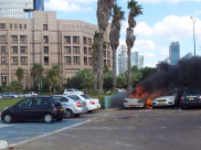  بالصور: احتراق مركبة في مدينة يافا دون وقوع إصابات 